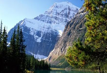 [NBA]东契奇半场制导 詹姆斯快下劈扣得手.